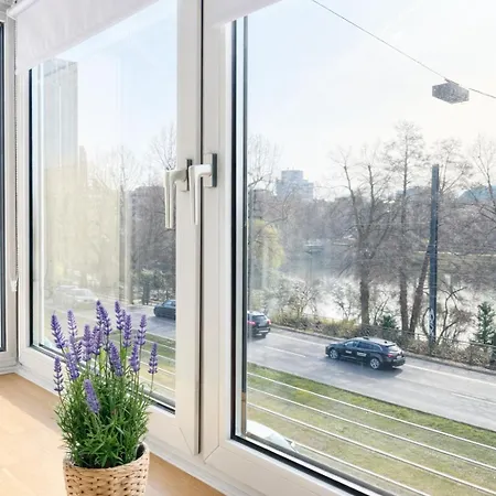 Apartment Metropolitan *