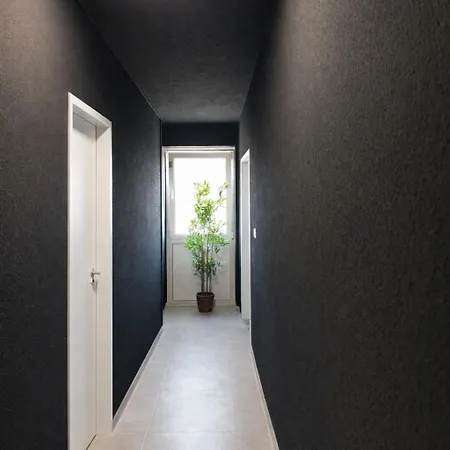 Apartment Metropolitan *